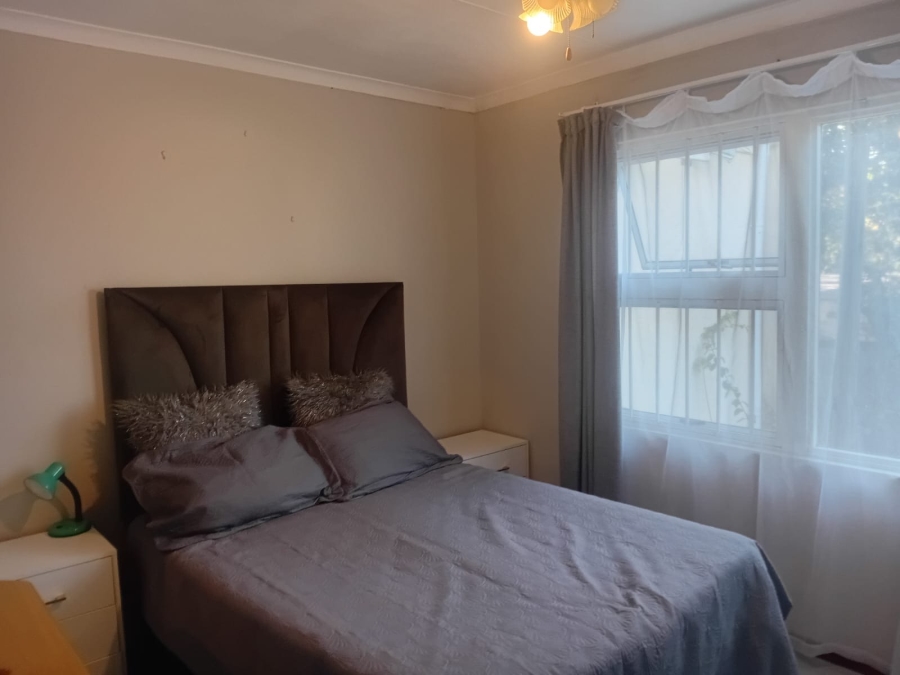 To Let 2 Bedroom Property for Rent in Beacon Bay Eastern Cape